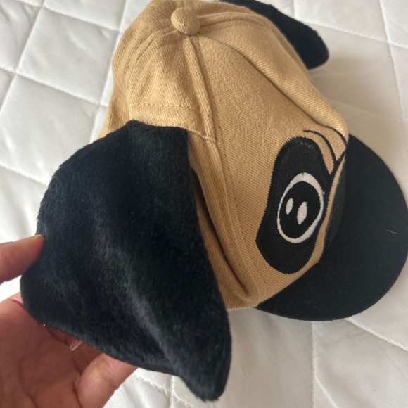 Cute hat - Picture 2 of 4